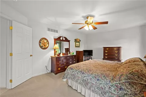 Bedroom - 213 Walnut, Eighty Four, PA 15330 photo 3 of 5