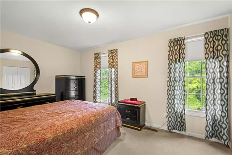 Bedroom - 213 Walnut, Eighty Four, PA 15330 photo 4 of 5