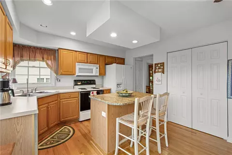 Kitchen - 213 Walnut, Eighty Four, PA 15330 photo 4 of 4