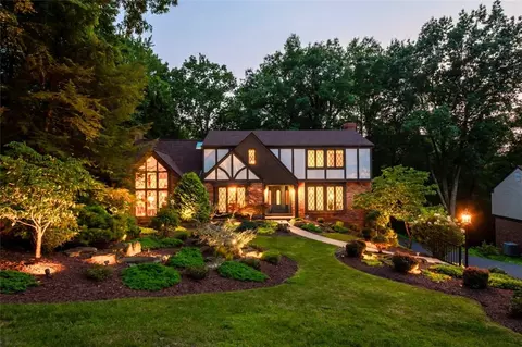 116 Bethany Dr, Mcmurray, PA 15317