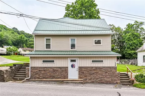 138 Penn Ave, Hollsopple, PA 15935