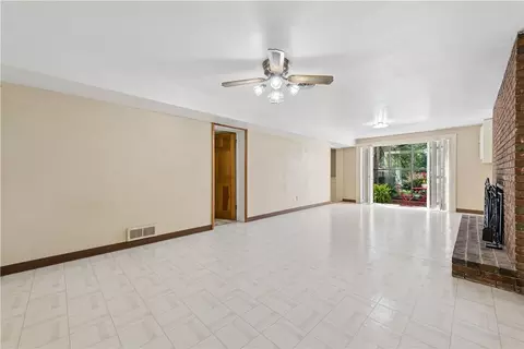 5044 Sequoia Ct, Export, PA 15632 photo 32