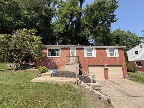 611 National Dr, Pittsburgh, PA 15235