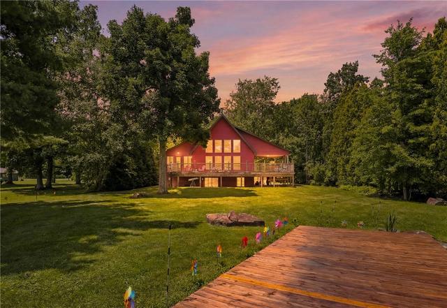 900 Lake Shore Rd, Friedens, PA 15541