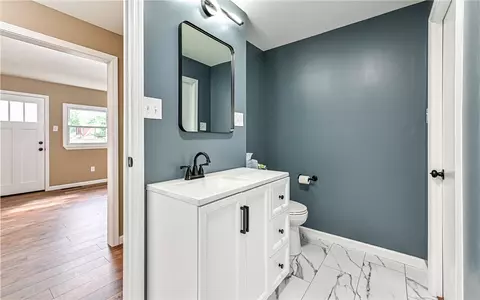Bath - 151 Walnut St, Beaver, PA 15009 photo 2 of 2