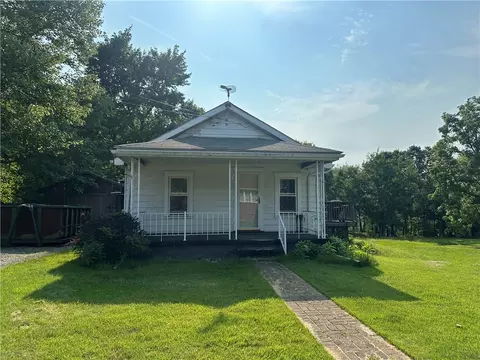 774 Dishler Way, Rochester, PA 15074