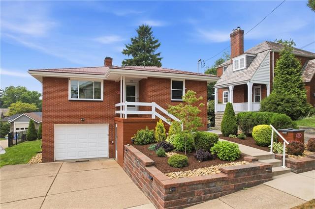 111 Marlin Dr E, Pittsburgh, PA 15216
