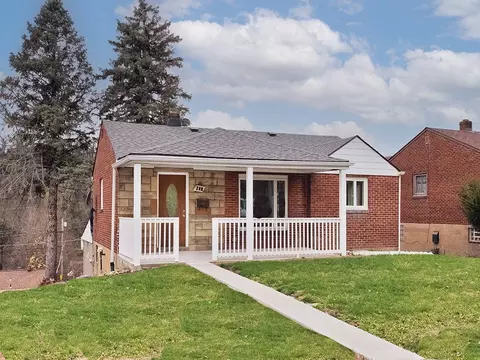 260 Creston Dr, West Mifflin, PA 15122