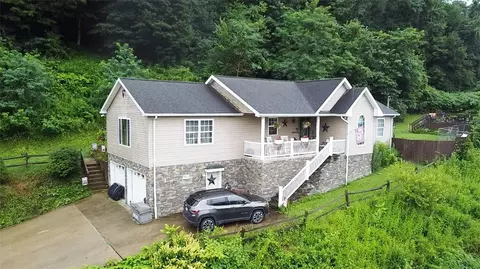 881 Morgantown Rd, Point Marion, PA 15474