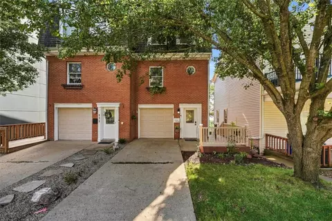 133 Meridan St, Pittsburgh, PA 15211