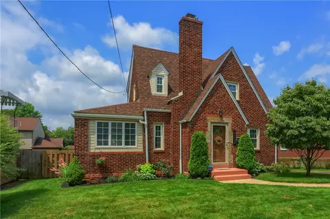 4732 Greensprings Ave, West Mifflin, PA 15122