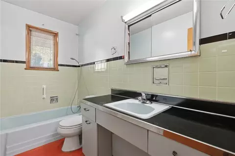 Bath - 357 3rd St, Smithton, PA 15479 photo 2 of 3