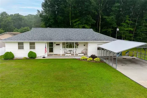 622 Frmngtn Ohpyl Rd, Ohiopyle, PA 15470