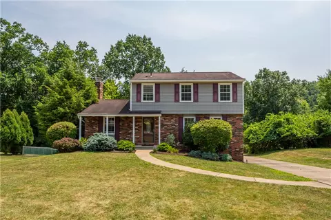 732 Thornwick Dr, Pittsburgh, PA 15243