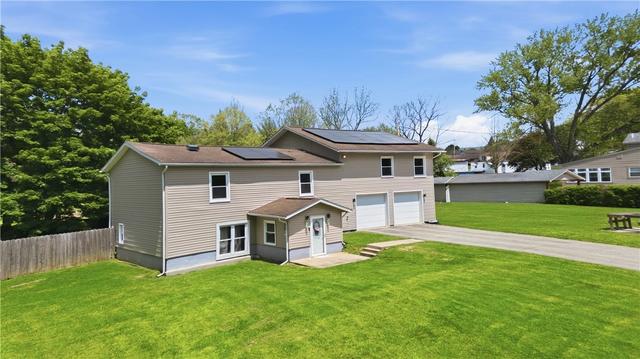 558 Market St, Bolivar, PA 15923