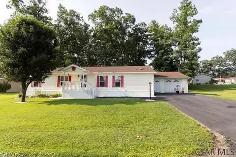 313 South Dr, Somerset, PA 15501
