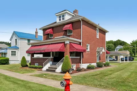 299 1st, Hyde Park, PA 15641