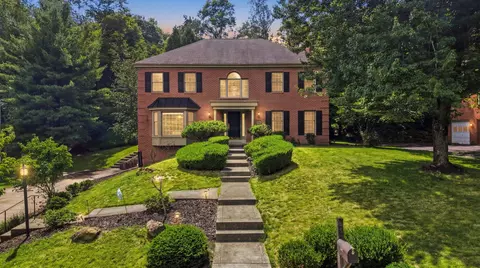 208 Virginia Manor Dr, Pittsburgh, PA 15215