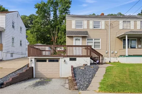 321 Cedar St, Jeannette, PA 15644