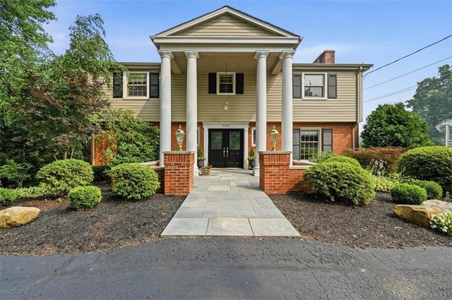 2625 Fairgreen Dr, Pittsburgh, PA 15241