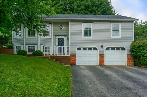 726 Kilbuck Dr, Cranberry Township, PA 16066