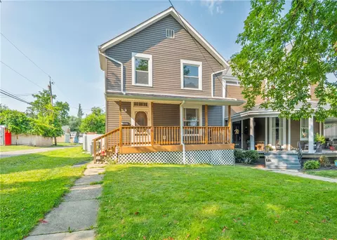 53 Harrison St, Washington, PA 15301