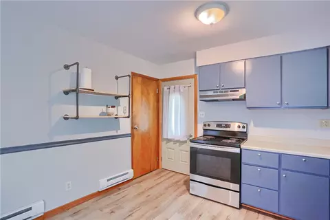 Kitchen - 286 Dobson Rd, Mars, PA 16046 photo 2 of 3