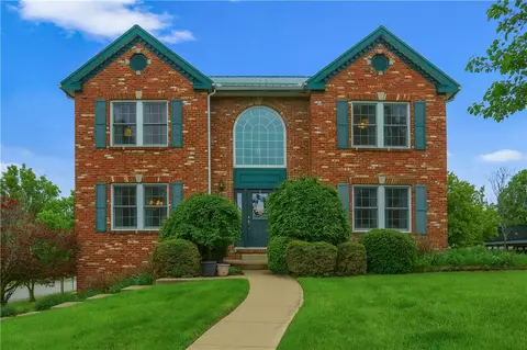 301 Commodore Dr, Mcdonald, PA 15057