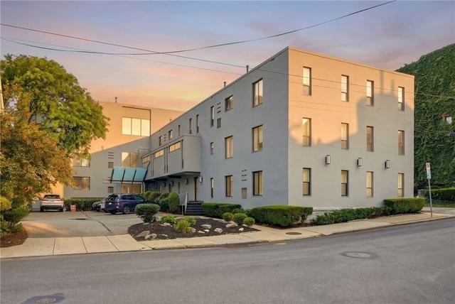 5708 Walnut St #G-1, Pittsburgh, PA 15232