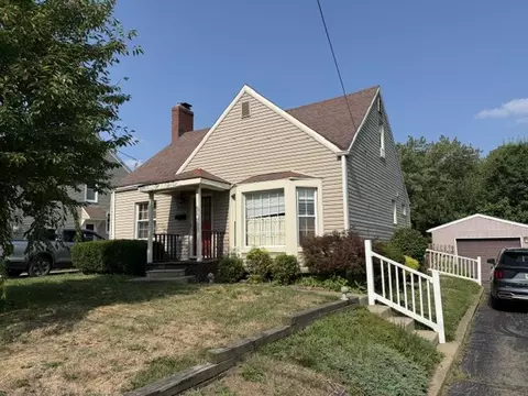 253 Service Ave, Sharon, PA 16146