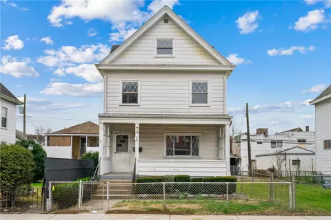 627 Woodward Ave, Mckees Rocks, PA 15136