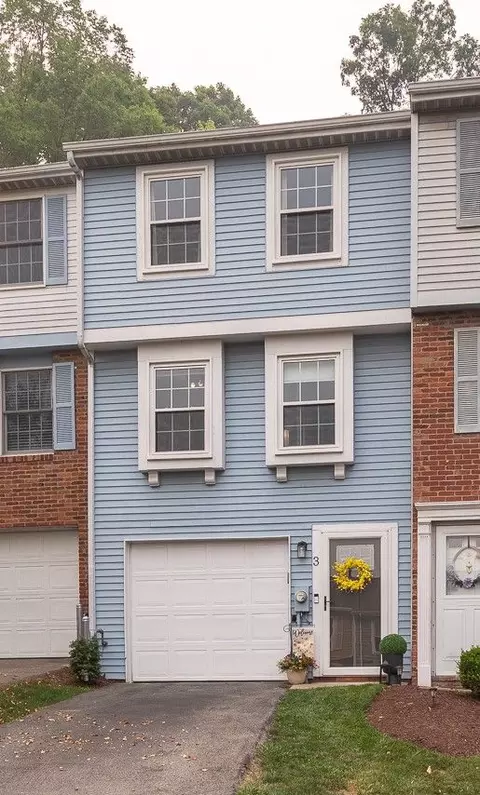 3 Shadow, Pittsburgh, PA 15227