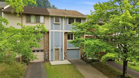 146 Duquesne Blvd, New Kensington, PA 15068