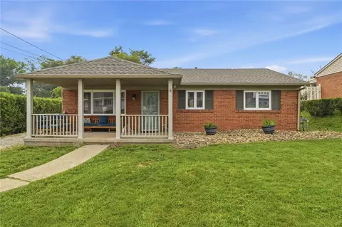 1009 Deerfield Dr, Elizabeth, PA 15037