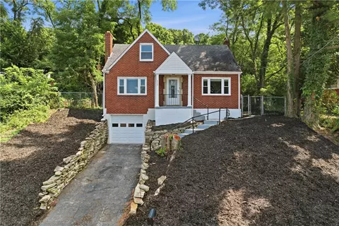 111 Victoria Dr, Pittsburgh, PA 15202