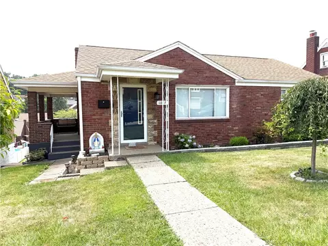 1017 Norwood St, Port Vue, PA 15133