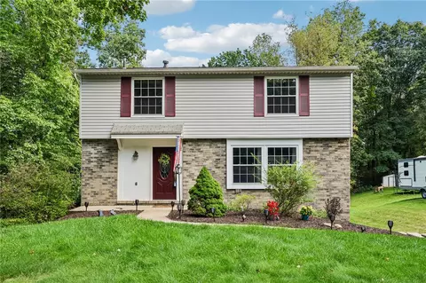 158 Squirrel Hollow Rd, Gibsonia, PA 15044