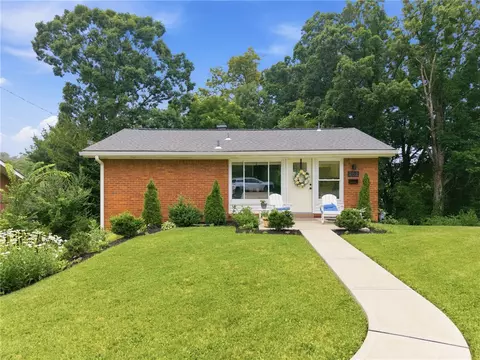 252 Azalea Dr, Monroeville, PA 15146
