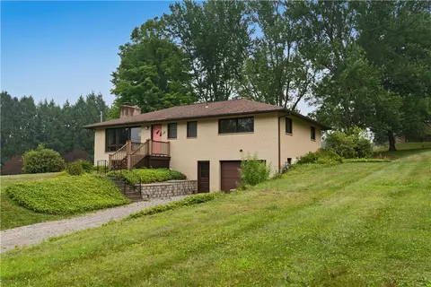 109 Beacon Rd, Renfrew, PA 16053