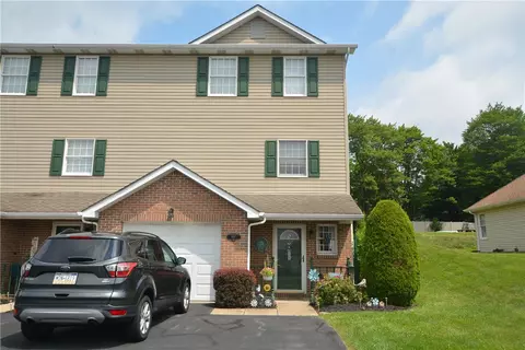 907 Stoneridge Blvd, Butler, PA 16001