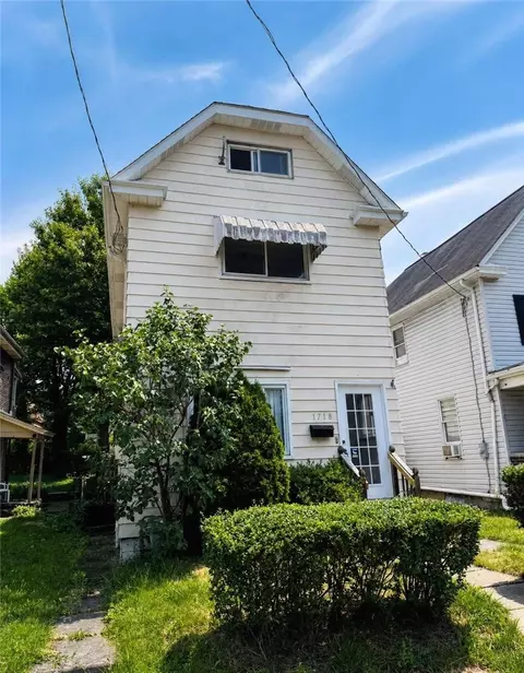 1718 Constitution Blvd, New Kensington, PA 15068