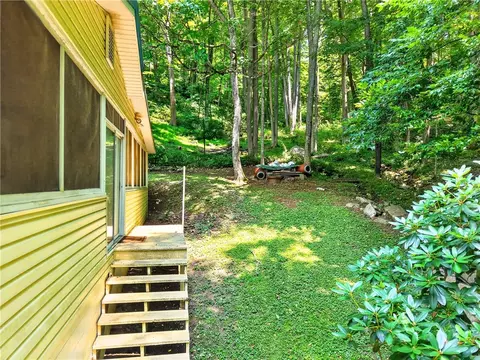 Exterior - 627 E Lakeview Rd, Confluence, PA 15424 photo 7 of 16