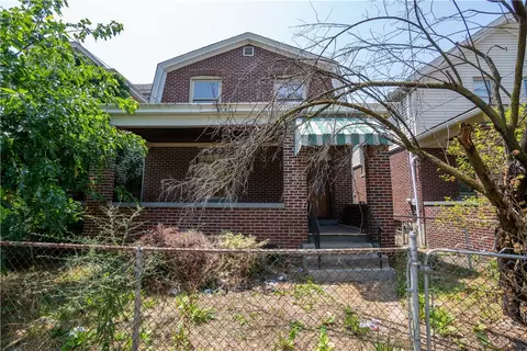 533 Woodward Ave, Mckees Rocks, PA 15136