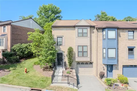 361 Nature Trail Ln, Murrysville, PA 15668