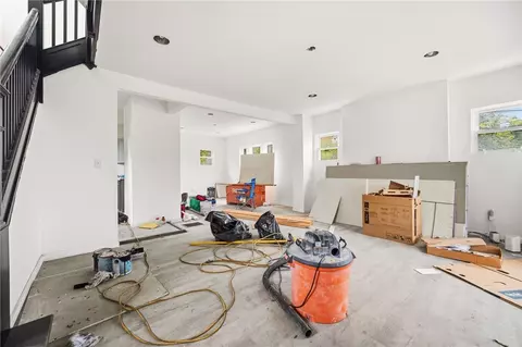 Living - 157 Mills, Braddock, PA 15104 photo 1 of 6