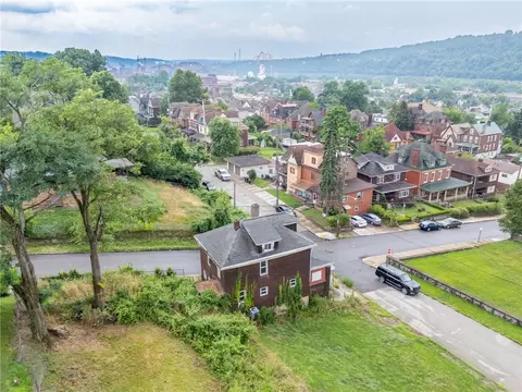 View/Area - 157 Mills, Braddock, PA 15104 photo 4 of 6