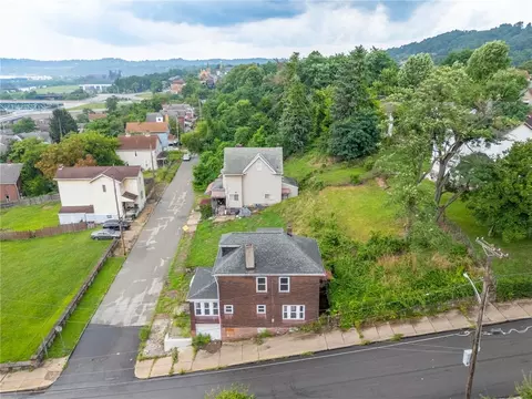 View/Area - 157 Mills, Braddock, PA 15104 photo 3 of 6