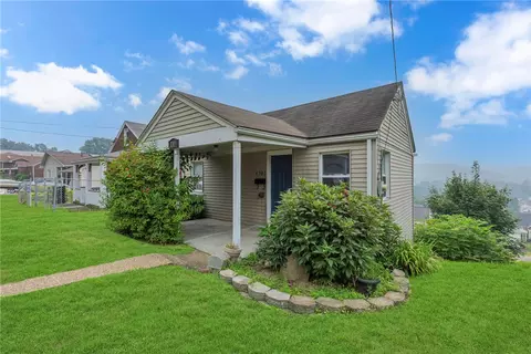 1703 Pierce St, Aliquippa, PA 15001