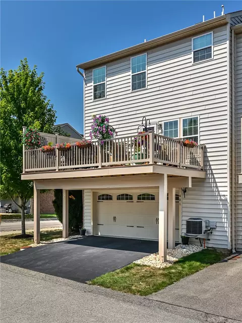 Exterior - 401 Pointe View Dr, Mars, PA 16046 photo 7 of 7