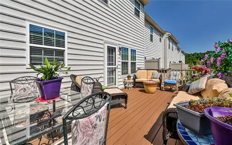 Exterior - 401 Pointe View Dr, Mars, PA 16046 photo 3 of 7